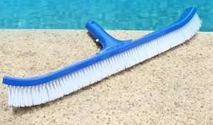 Medence bélés kefe